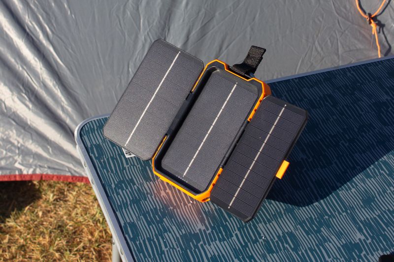 À l’essai : la batterie externe solaire Xtorm XR203