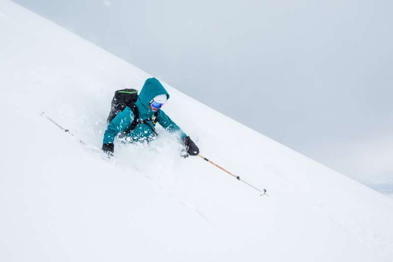 Pourquoi un sac à dos de ski est-il indispensable pour les sports d’hiver ?