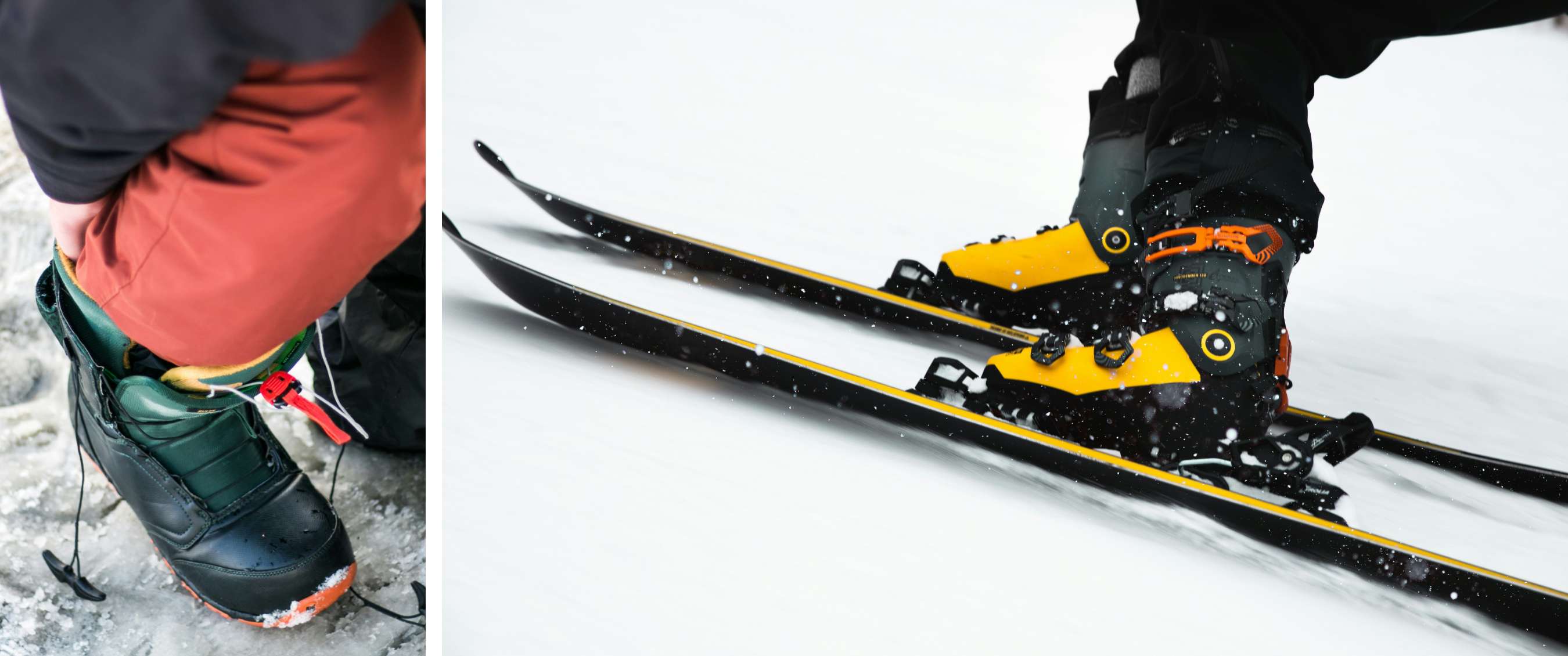 Détail de chaussures de ski à boucles orange et de jambes de pantalon noires au-dessus des fixations.